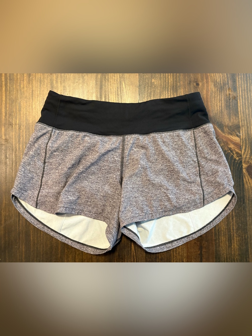Lululemon Speed Up Shorts 2.5” Gray/Black Size 6 NWOT